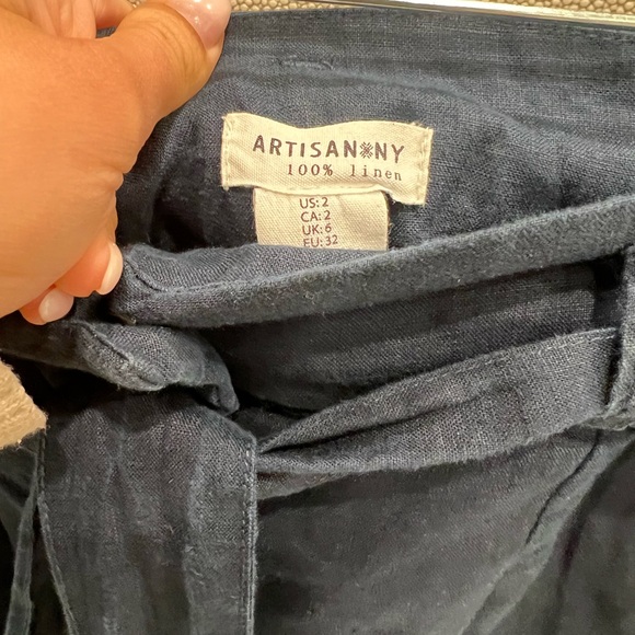 Artisan NY 100% linen navy shorts - Picture 4 of 4